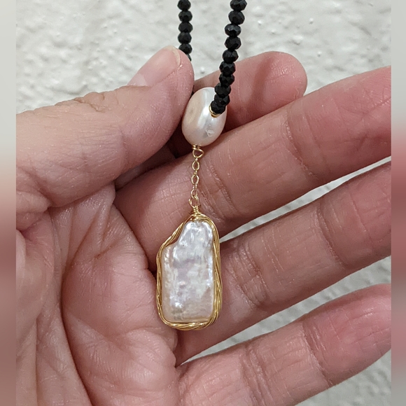 🔥Genuine Baroque Pearl/Onyx Necklace - Picture 7 of 12